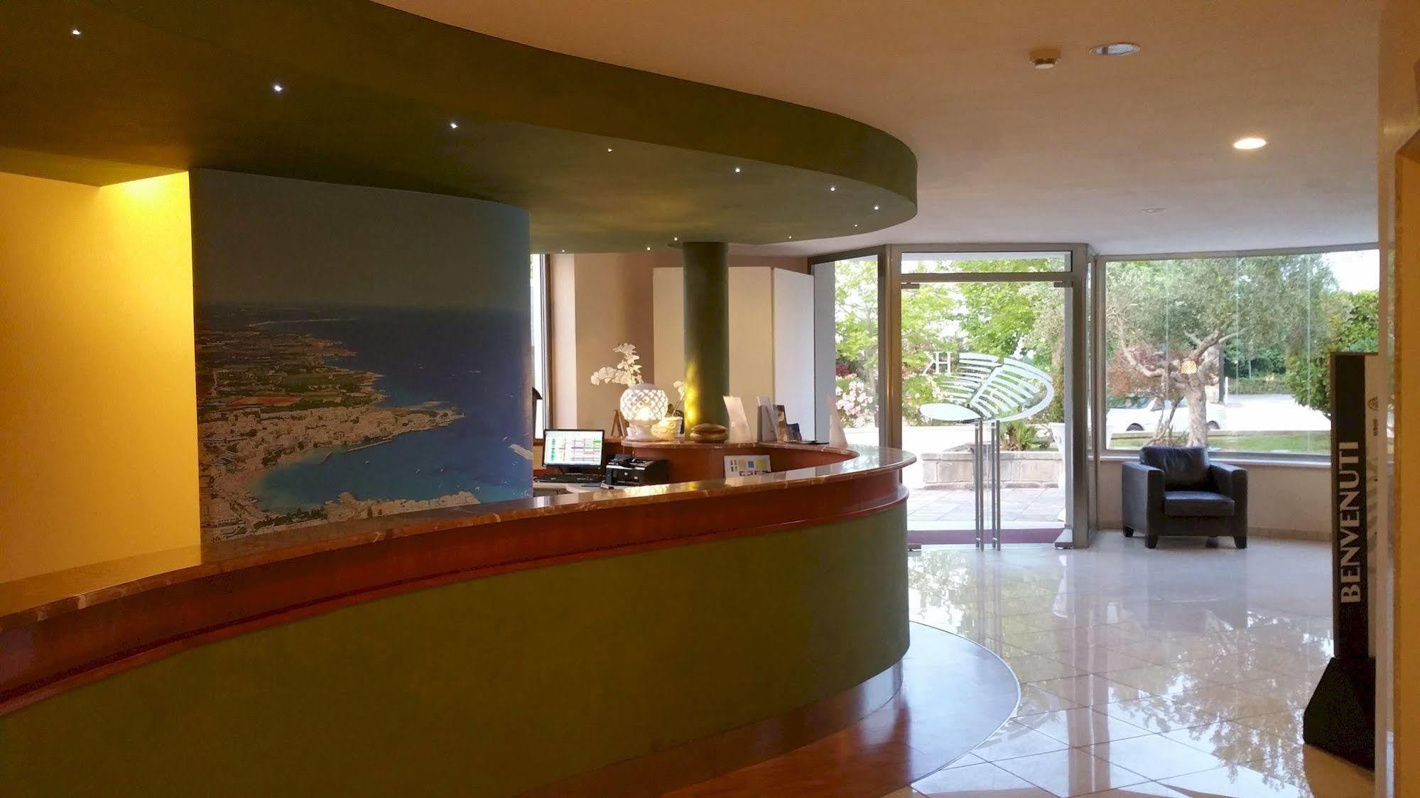 Hotel Club Koine โอตรันโต ภายนอก รูปภาพ